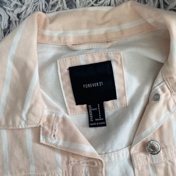 Forever 21 Nude/pink stripe crop denim jacket Sz S - Picture 4 of 5